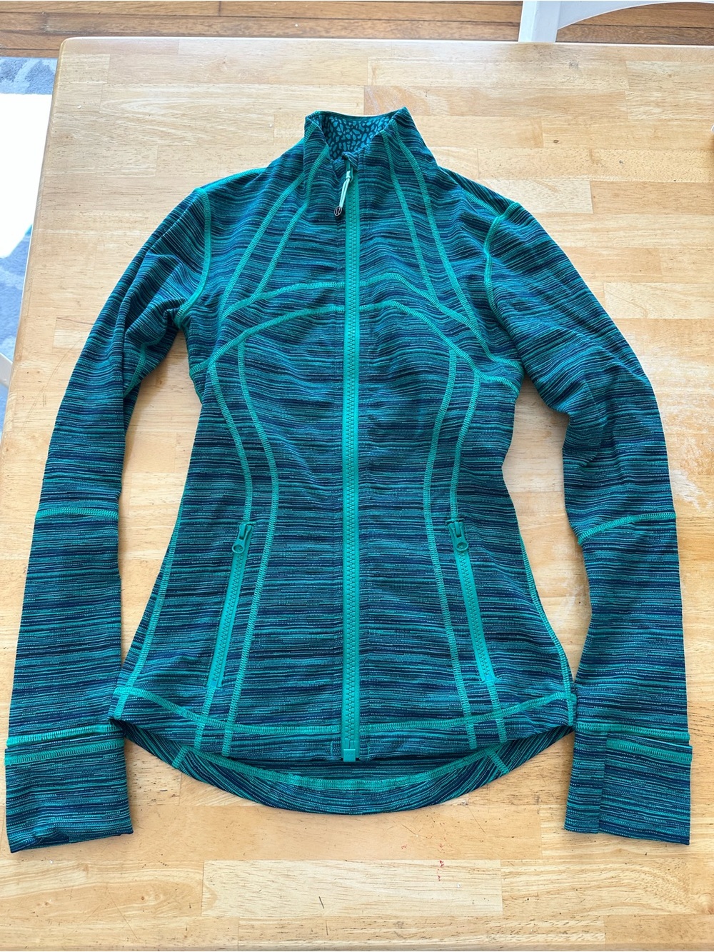 Lululemon define jacket size 2